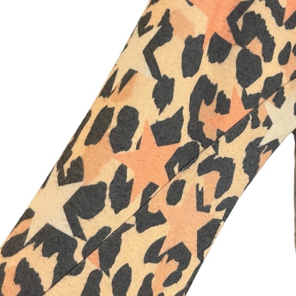 Wildfox Animal Print & Stars Pullover Coral/Charcoal Cozy Sweatshirt Sz S - Picture 8 of 10